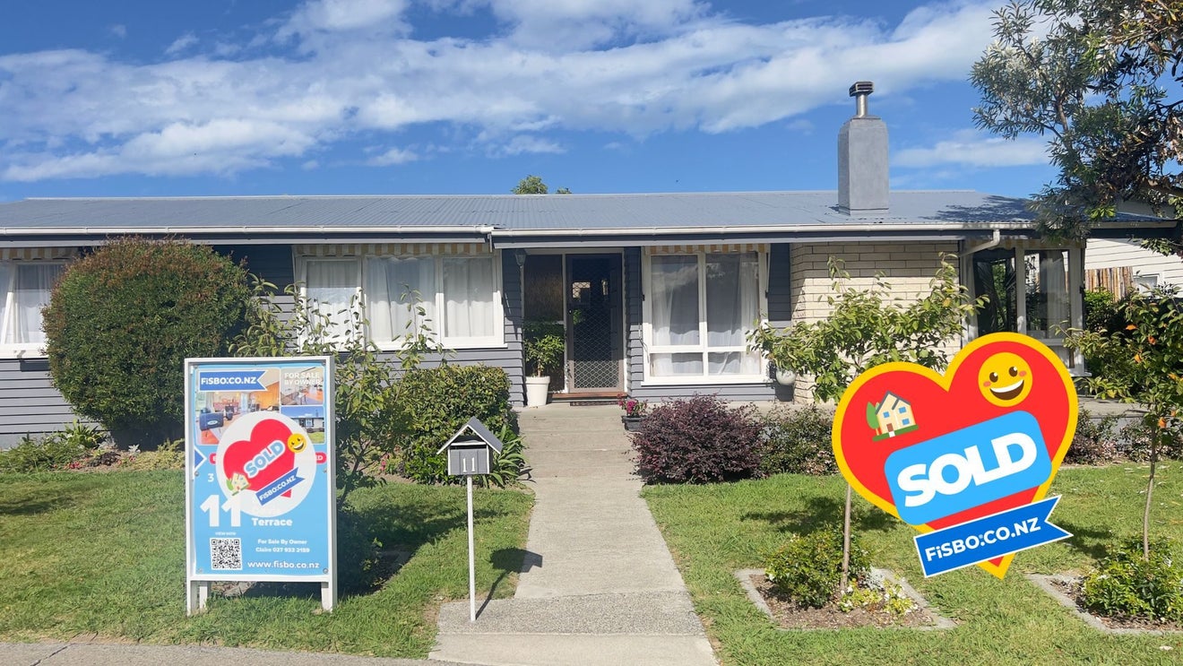 11 Len Davis Terrace, Pirimai, Napier - Carousel 1