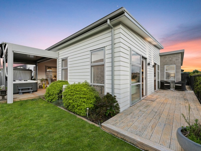 58 Puhirake Crescent, Pyes Pa, Tauranga - Carousel 2