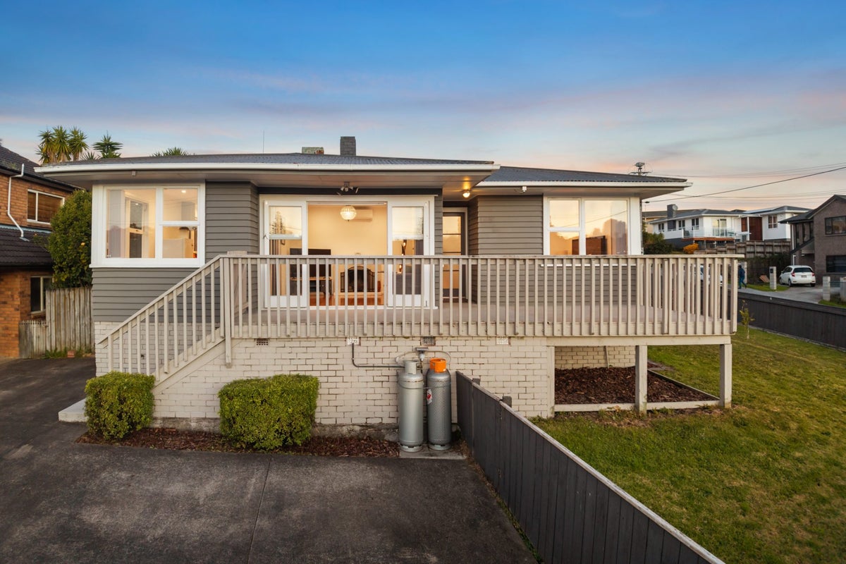 42A John Davis Road, Mount Roskill, Auckland - Carousel 2