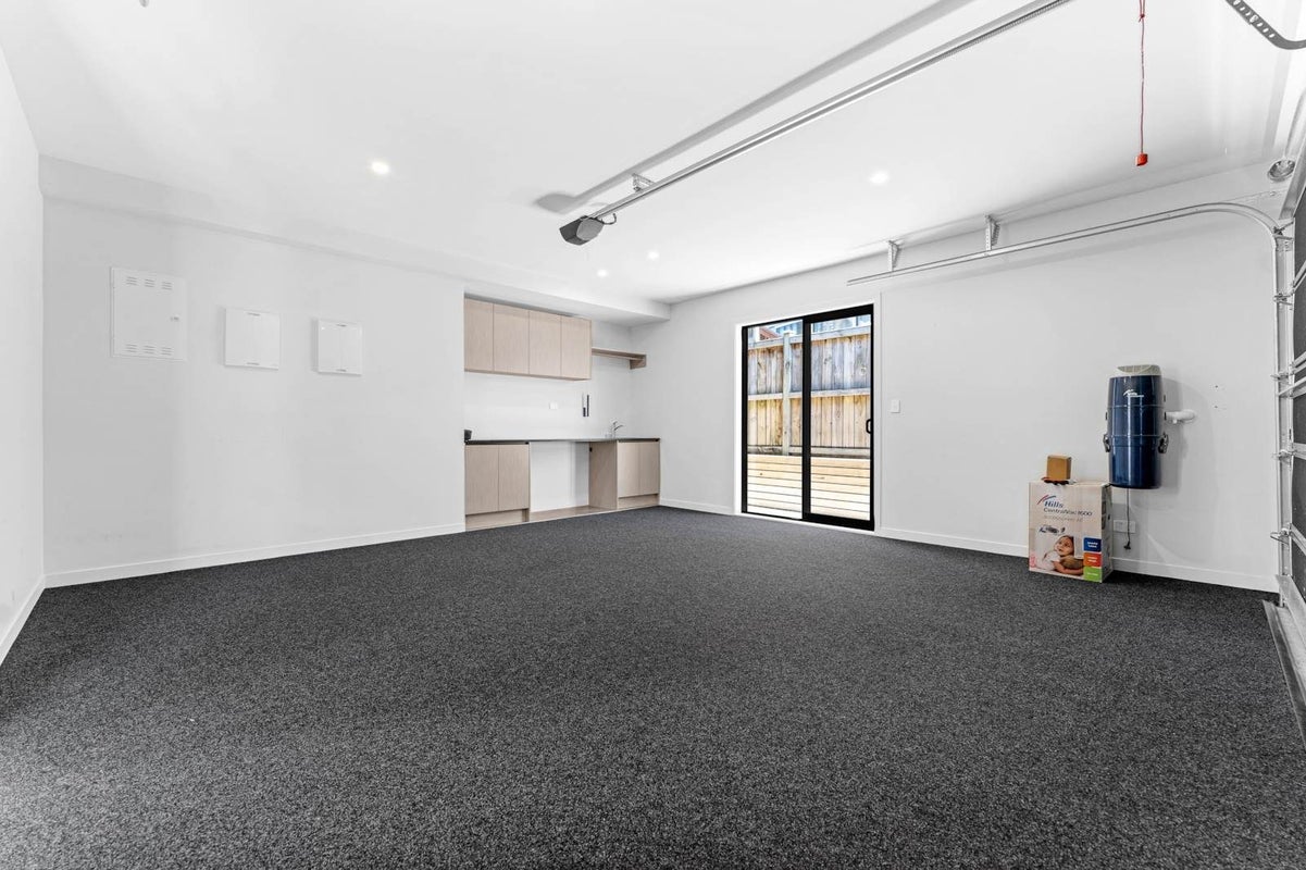 13 Golden Morning Drive, Albany, North Shore City, Auckland - Carousel 36
