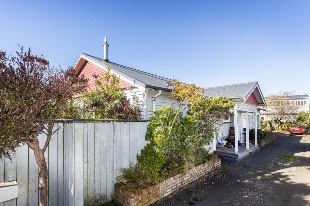 54 St Albans Street, St Albans, Christchurch - Carousel 1