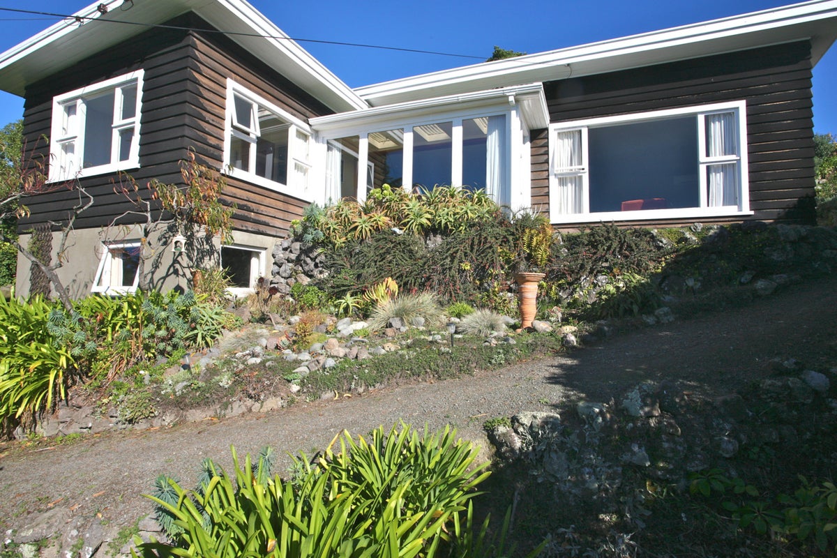 10 Aotea Terrace, Huntsbury, Christchurch - Carousel 2