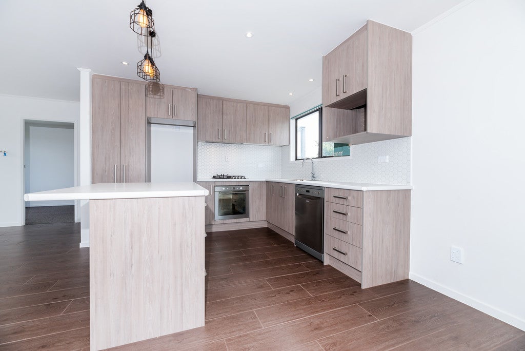 3 Arodella Crescent, Ranui, Auckland - Carousel 2