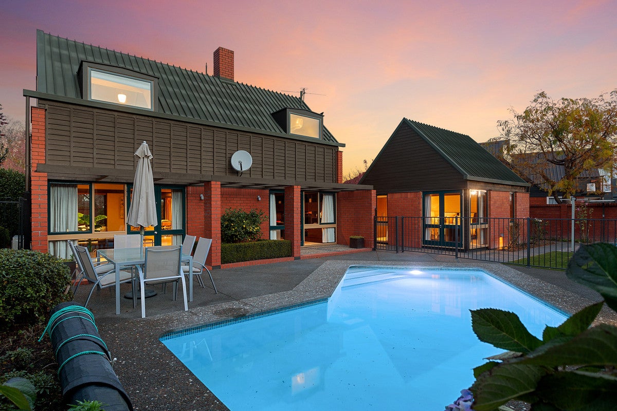4 Frith Place, Burnside, Christchurch - Carousel 1