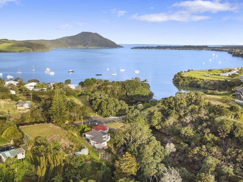 4187 Far North Road, Pukenui, Kaitaia - Carousel 1