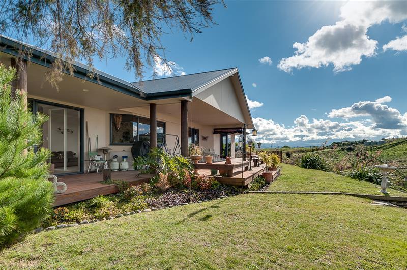 129 Hedgeley Road, Eskdale, Napier - Carousel 1