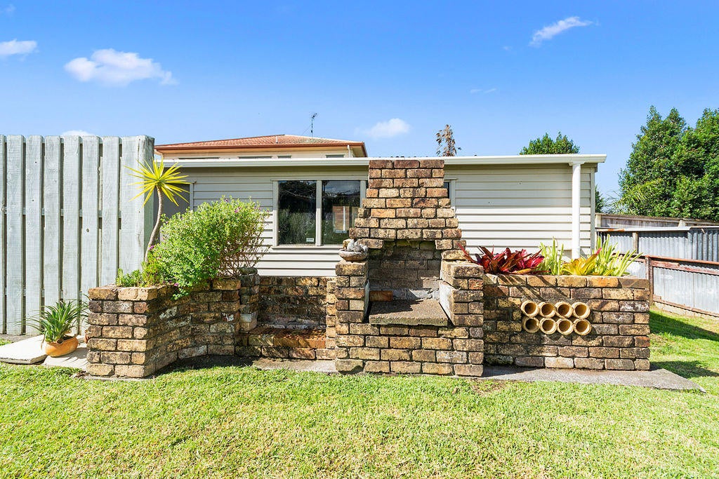 11 Tiroroa Avenue, Te Atatu South, Auckland - Carousel 20