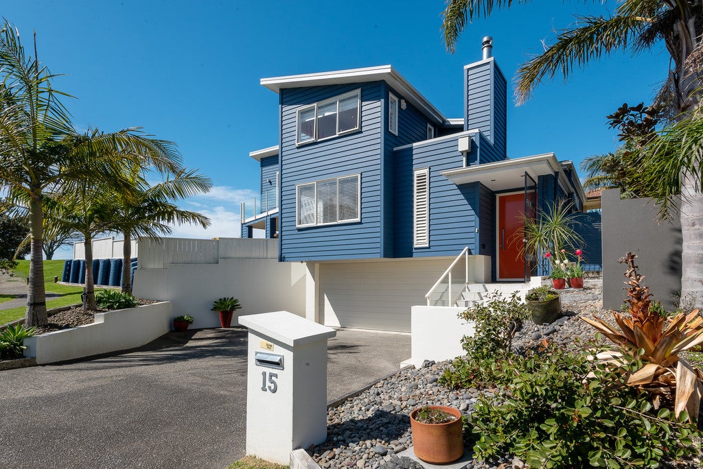 15 Tranquility Rise, Mellons Bay, Auckland - Carousel 2