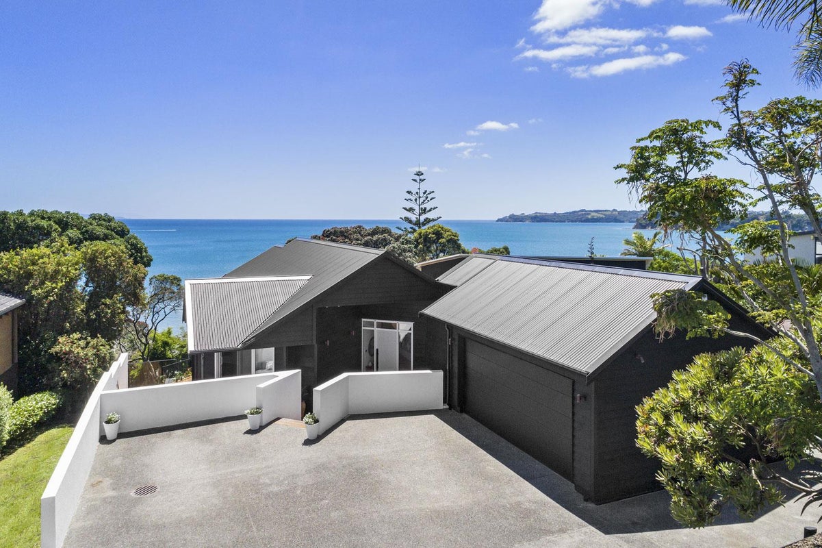 208 Vipond Road, Stanmore Bay, Whangaparaoa - Carousel 1