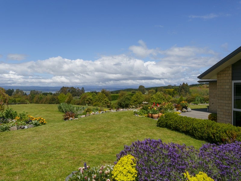 50 Loch Views Road, Acacia Bay, Taupo - Carousel 2