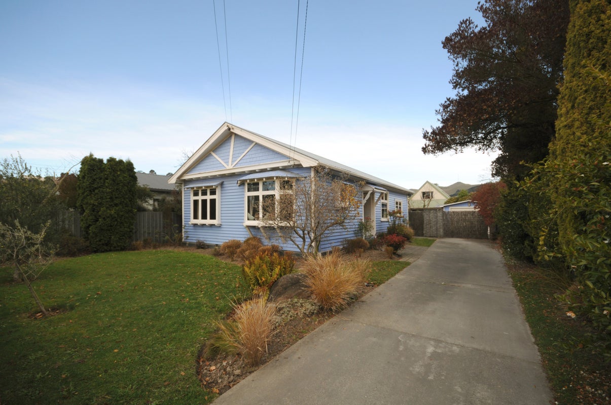 68 Martin Avenue, Beckenham, Christchurch - Carousel 1