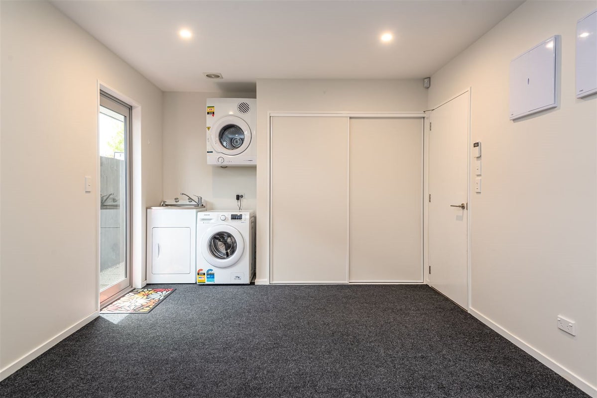 24 Horoeka Street, Avonhead, Christchurch - Carousel 23