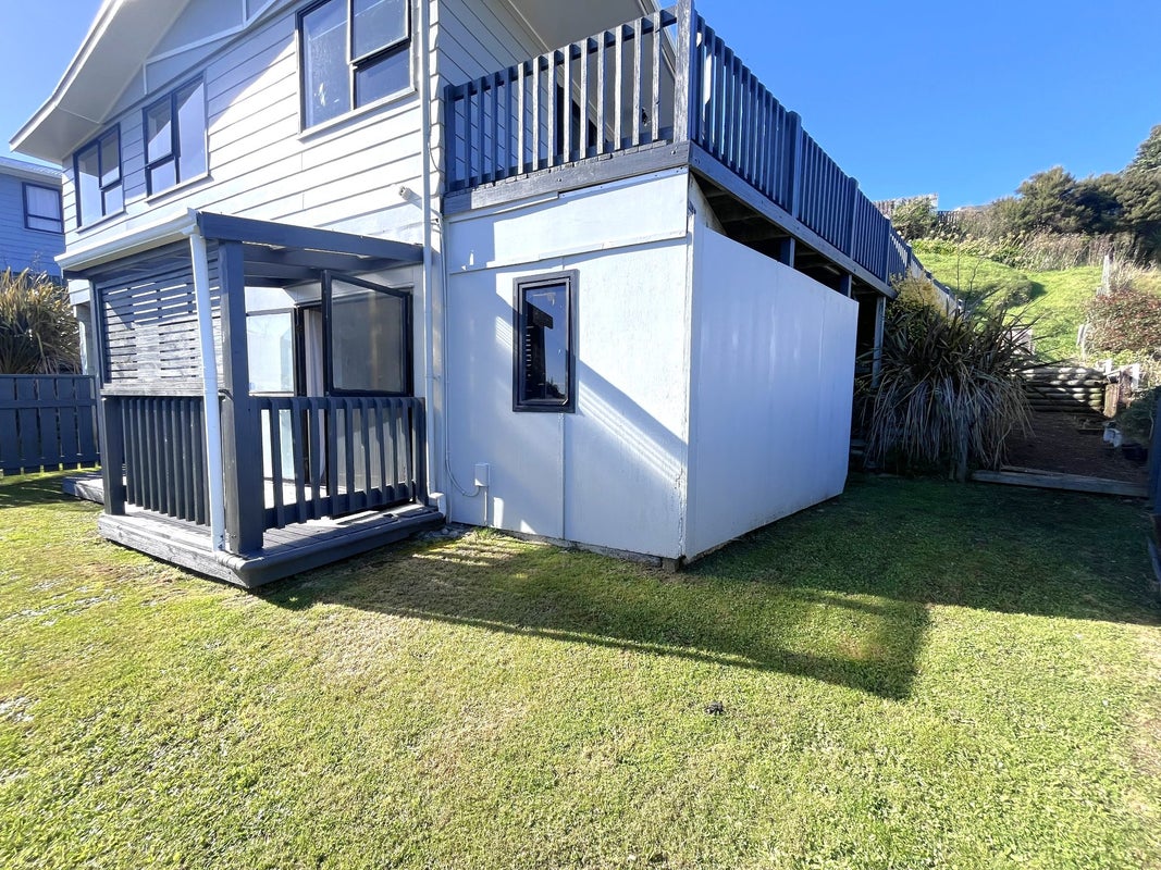 14 Adventure Drive, Whitby, Porirua - Carousel 14