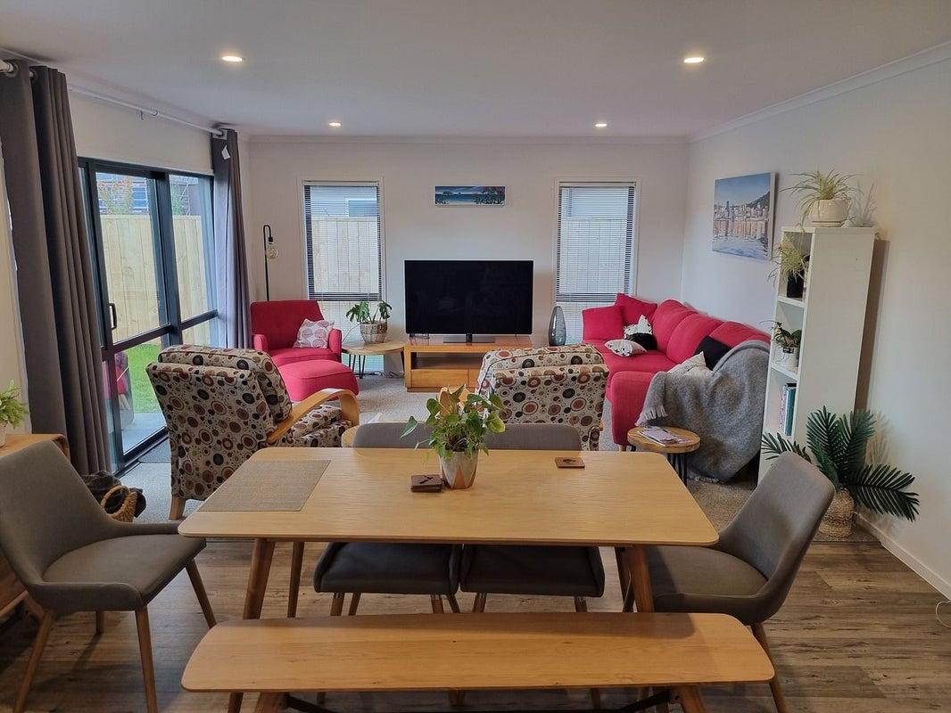 1 Perendale Road, Jacks Point, Queenstown - Carousel 1