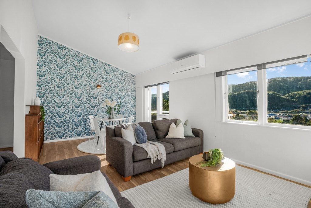 2/54 Holborn DR, Stokes Valley, Lower Hutt - Carousel 2