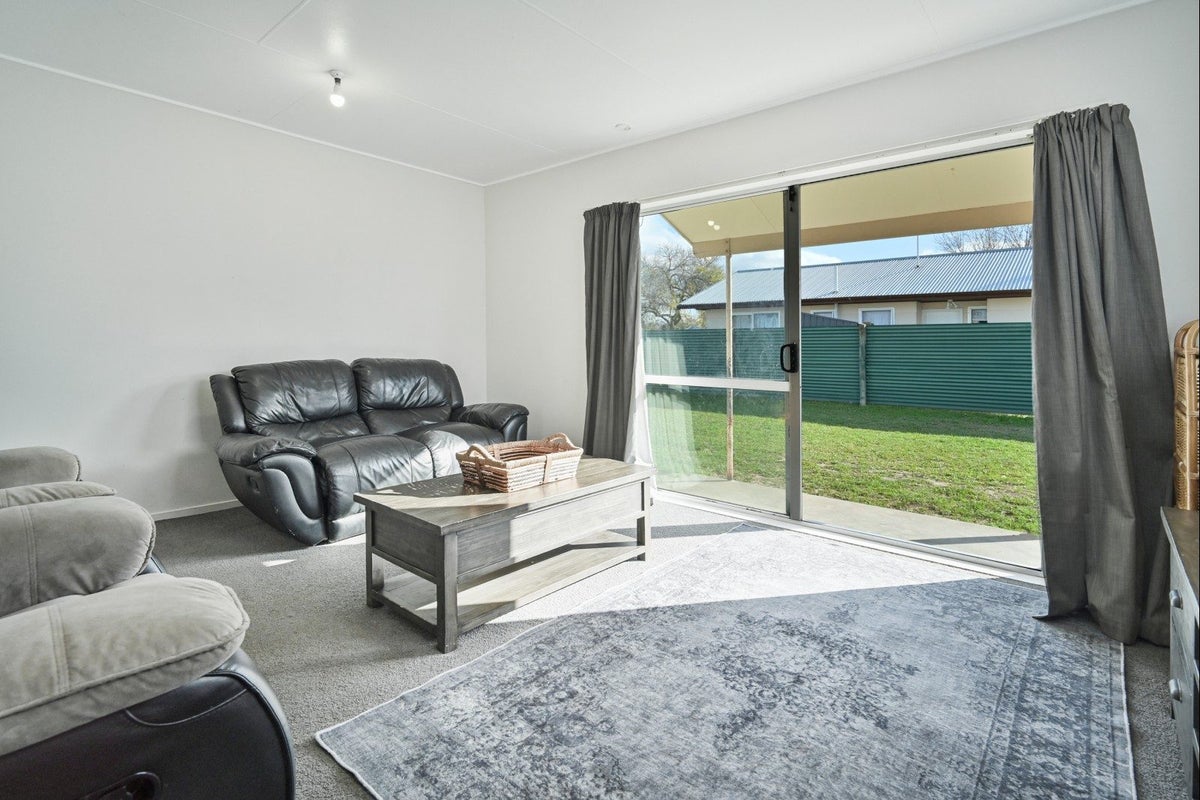 34B Ramsey Crescent, Flaxmere, Hastings - Carousel 2