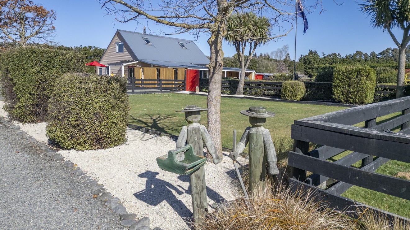 3036 South Eyre Road, Oxford, Rangiora - Carousel 1