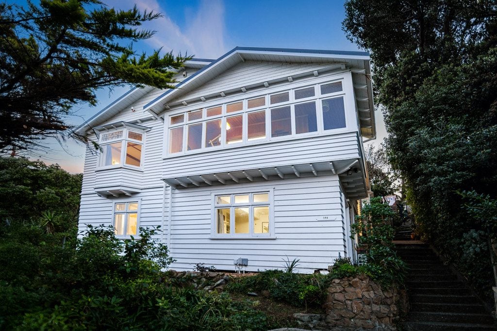 196 Evans Bay Parade, Roseneath, Wellington, Wellington - Carousel 1