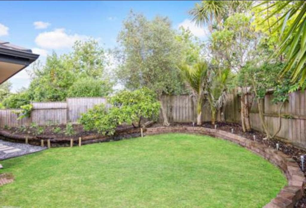 15 Ironstone Place, Randwick Park, Auckland - Carousel 13