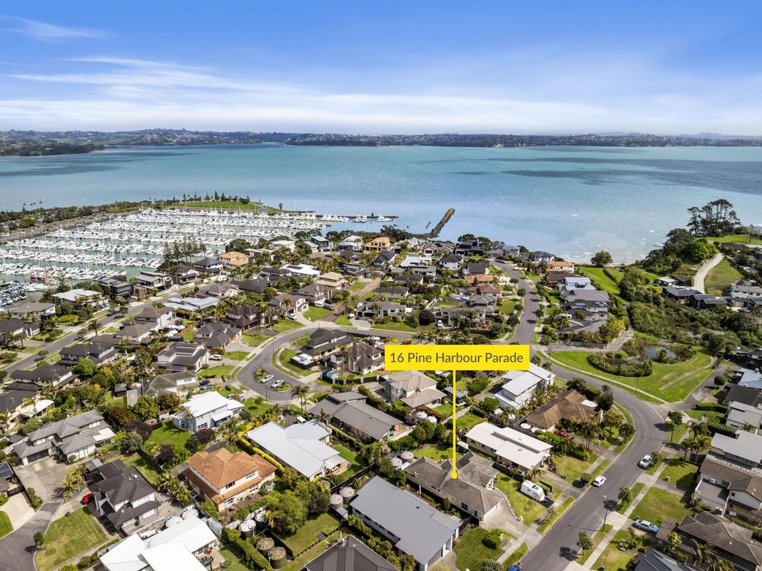 16 Pine Harbour Parade, Beachlands, Auckland - Carousel 2