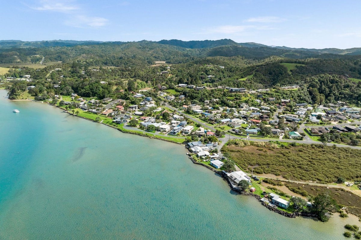 1843 Ngunguru Road, Ngunguru, Whangarei - Carousel 17