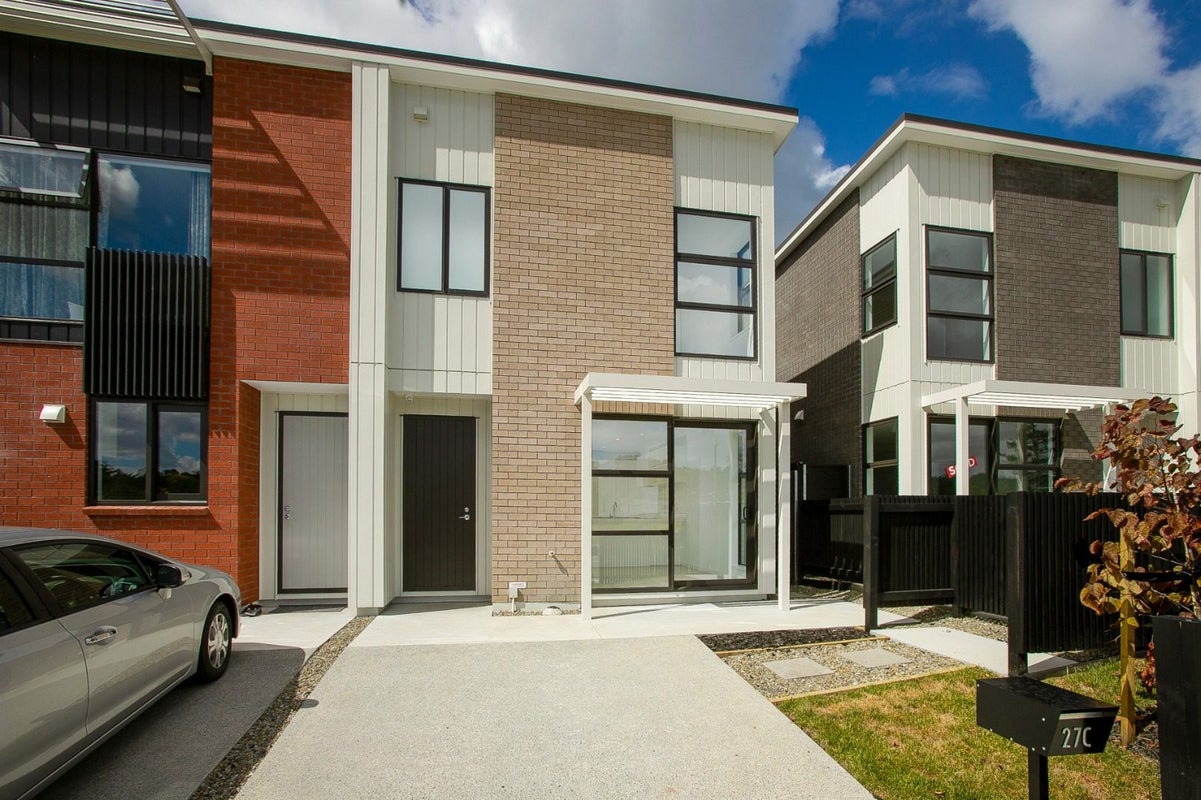 27C O'Meara Street, Swanson, Auckland - Carousel 11
