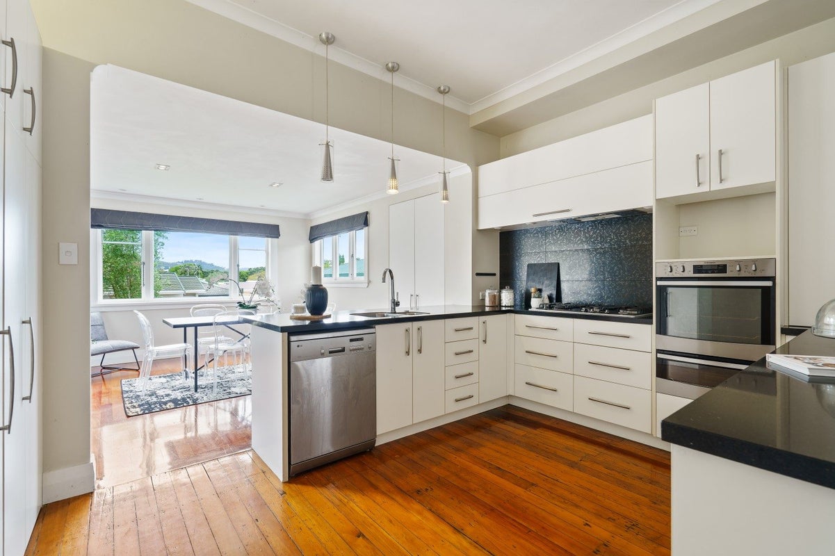 3 Bernard Street, Avenues, Whangarei - Carousel 2
