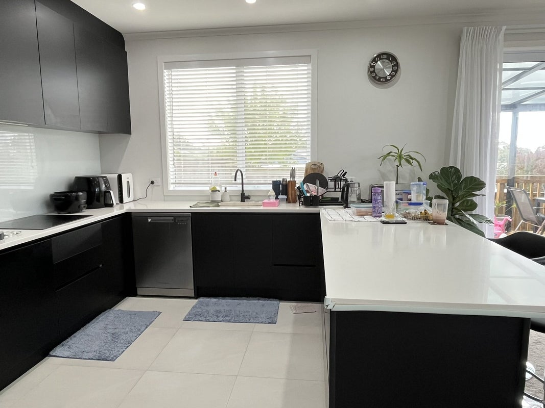 2C Castleton Street, Birkdale, Auckland - Carousel 2