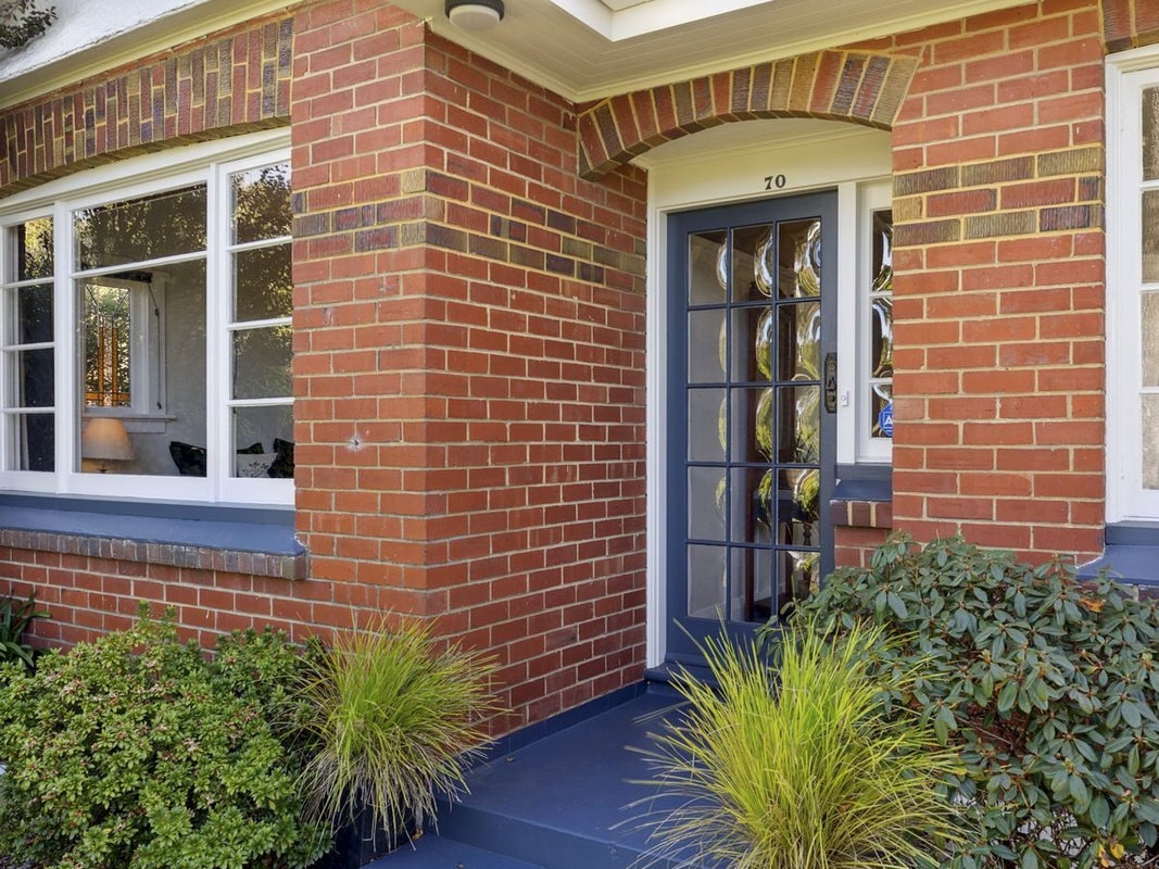 70 Mornington Road, Kenmure, Dunedin - Carousel 2