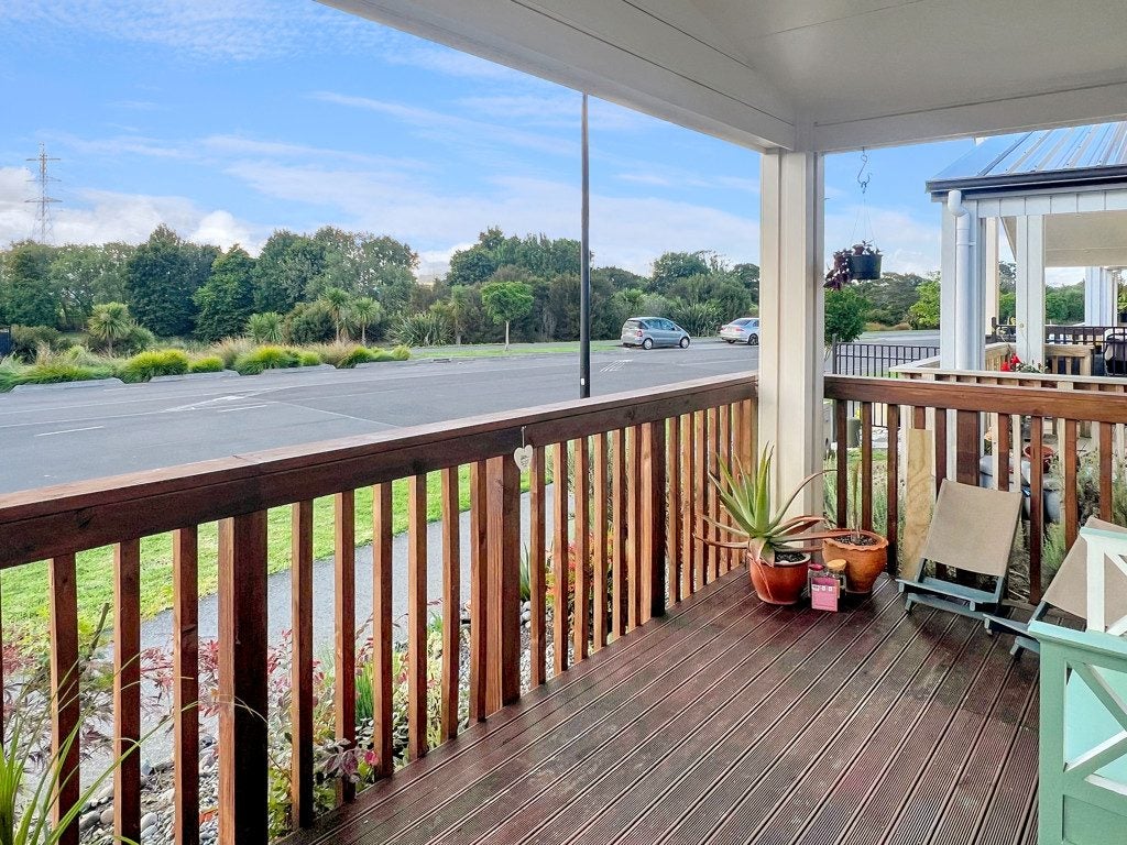 7B Tributary Parade, Karaka, Papakura - Carousel 2