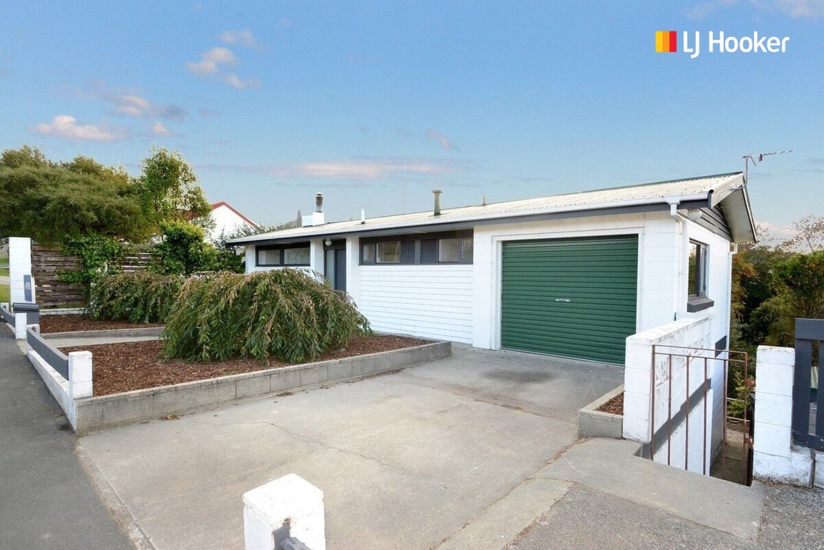 128 Hillhead Road, Corstorphine, Dunedin - Carousel 1