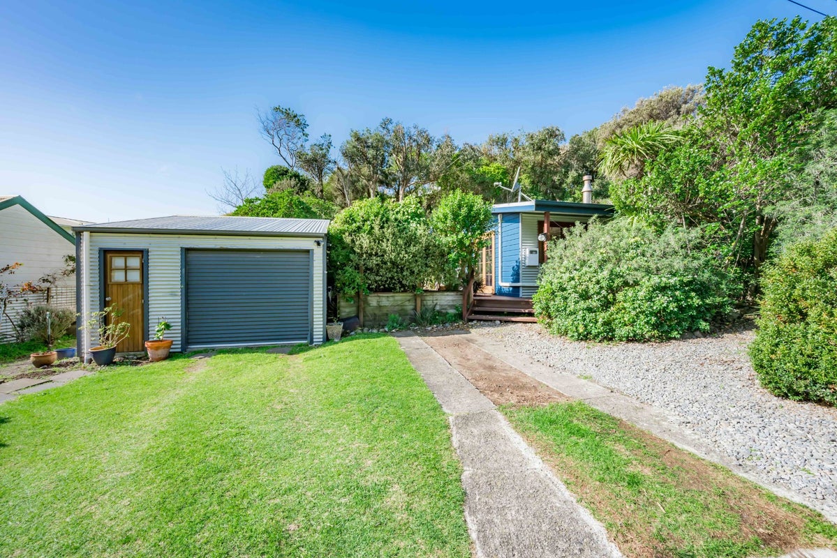 5 Flaxmere Street, Waikanae Beach, Waikanae - Carousel 27