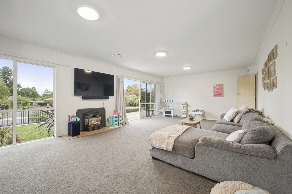 6 McDowell Street, Springfield, Rotorua - Carousel 2