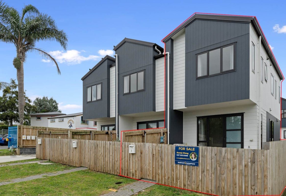 3/112 Moore Street, Howick, Auckland - Carousel 17