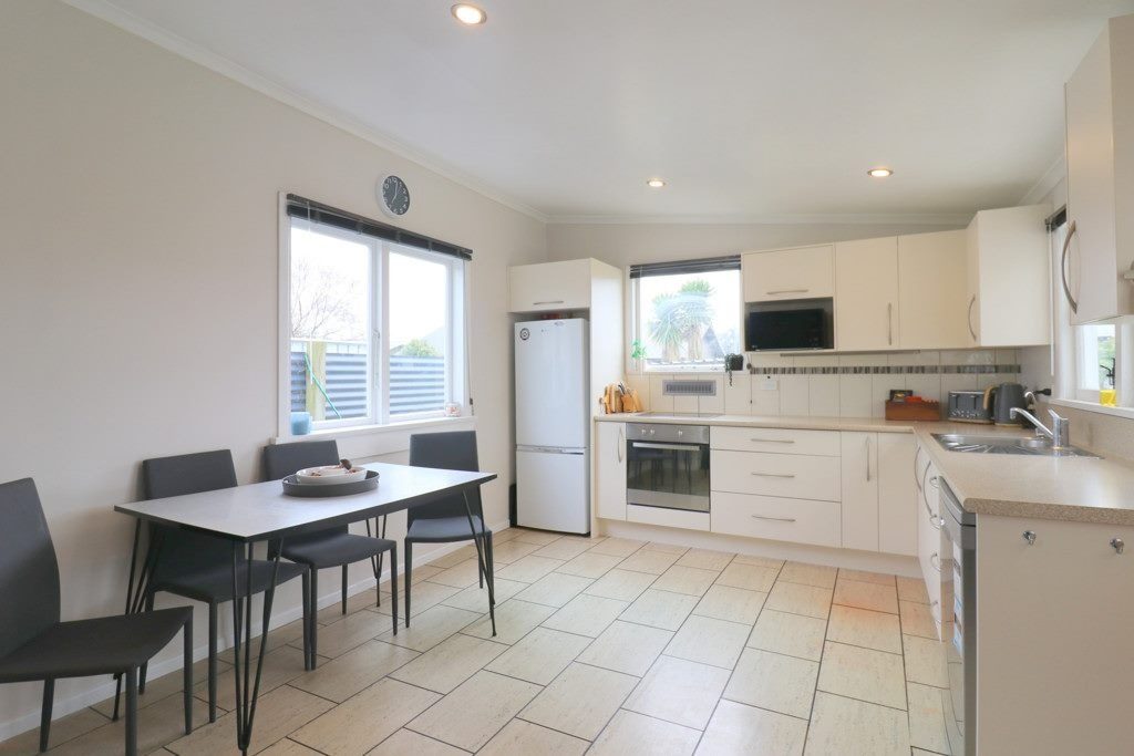 34 Wallace Street, Grasmere, Invercargill - Carousel 1