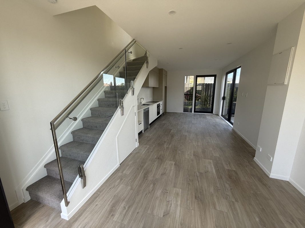 9B Coates Road, Papatoetoe, Auckland - Carousel 2