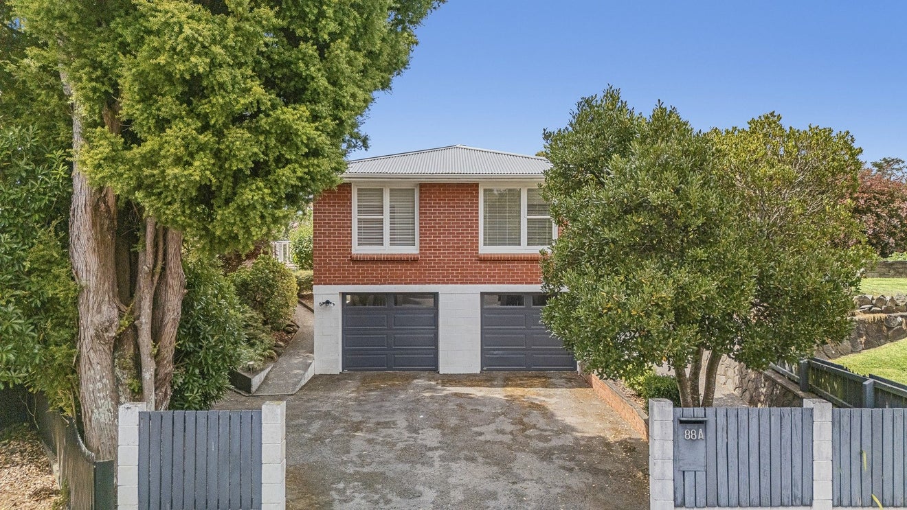 88A Brois Street, Frankleigh Park, New Plymouth - Carousel 1