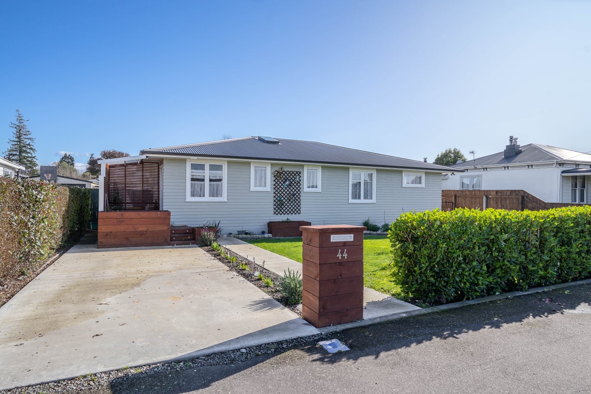 44 South Road, Kuripuni, Masterton - Carousel 1