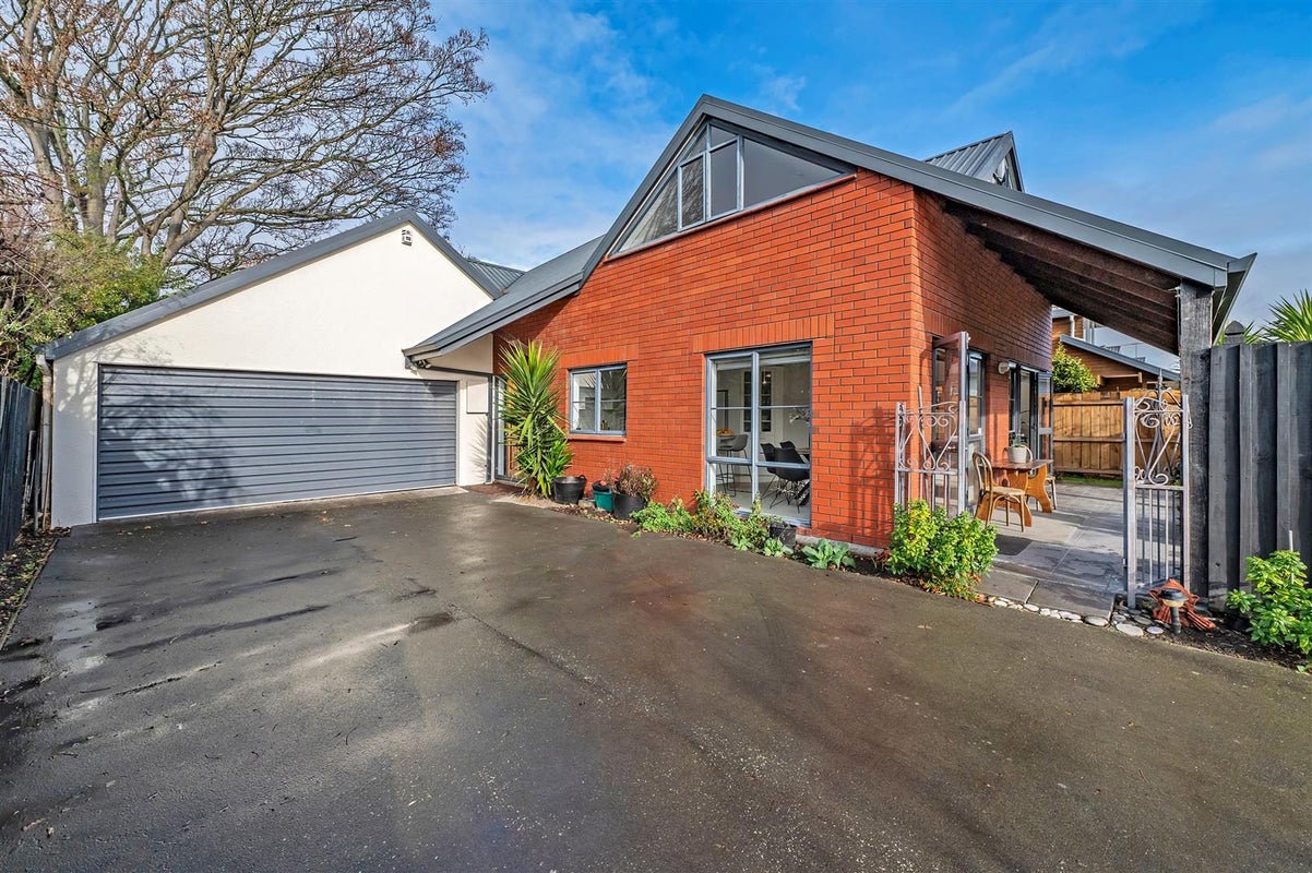 1/24 Blighs Road, Strowan, Christchurch - Carousel 1