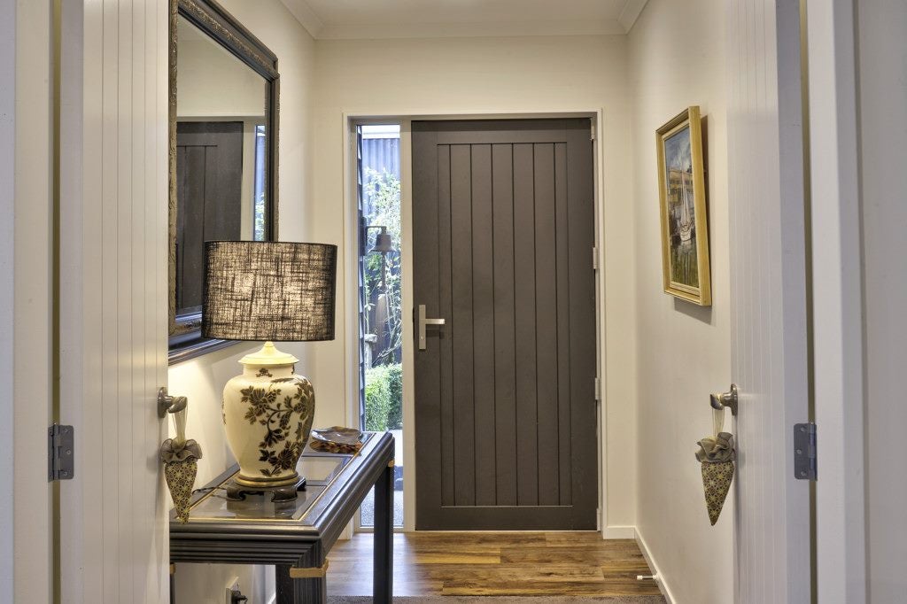 121B Broadway, Carterton, Carterton - Carousel 2