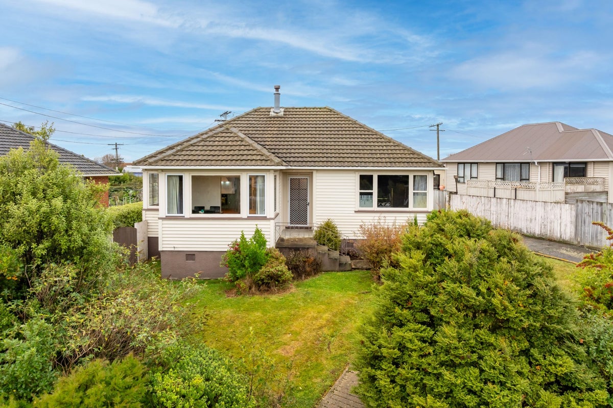 175 Corstorphine Road, Corstorphine, Dunedin - Carousel 1