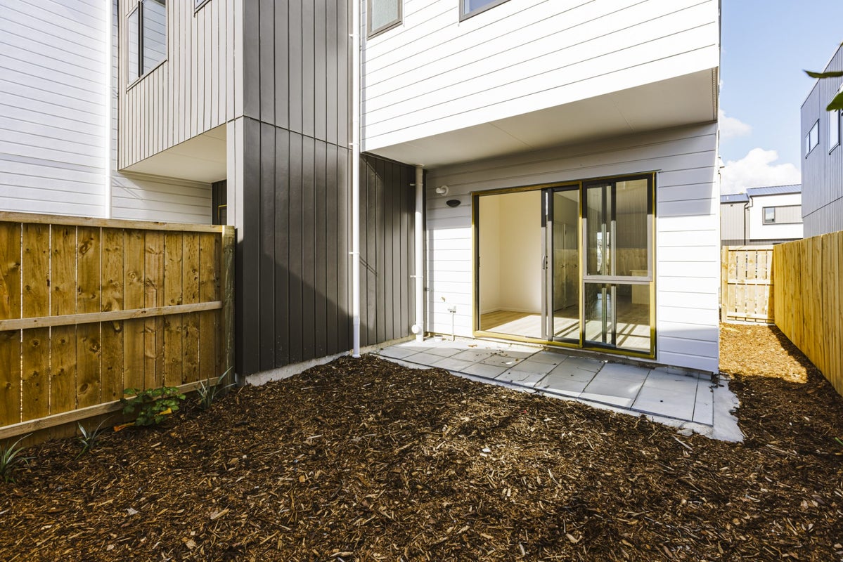 49 Paetai Lane, Te Atatu Peninsula, Auckland - Carousel 2