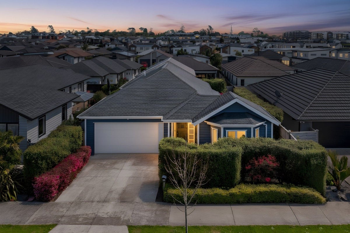 8 Vinistra Road, Kumeu, Kumeu - Carousel 1