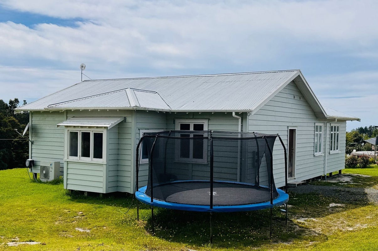 378 Owhiwa Road, Onerahi - Carousel 1