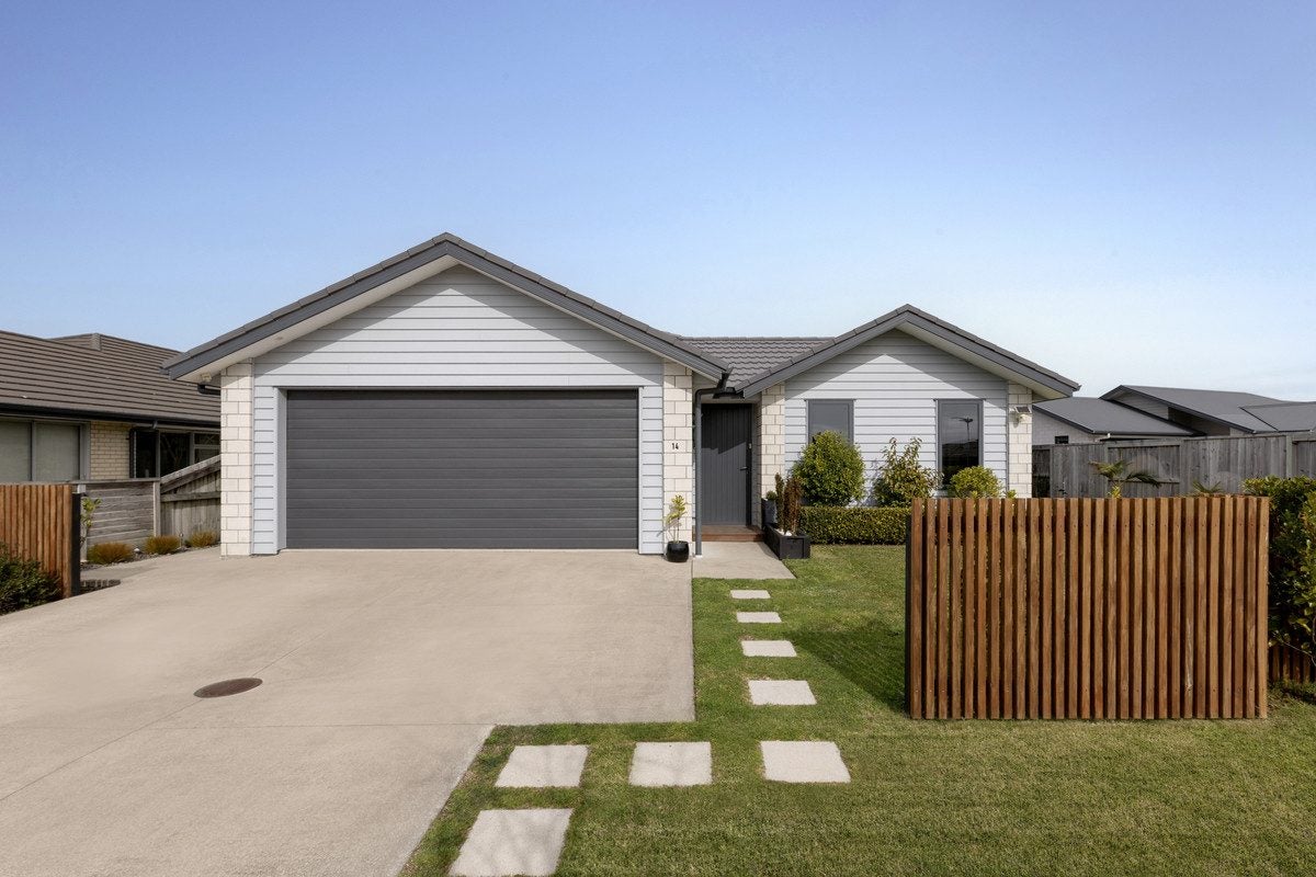 14 Rotomanu Place, Pyes Pa, Tauranga - Carousel 1