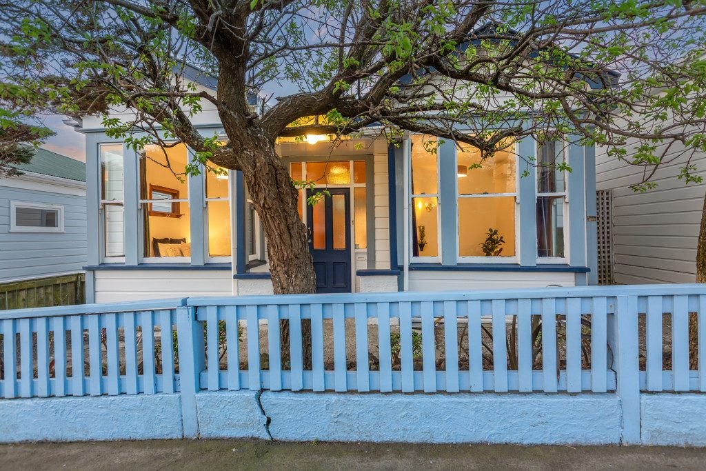 115 Constable Street, Newtown, Wellington - Carousel 1