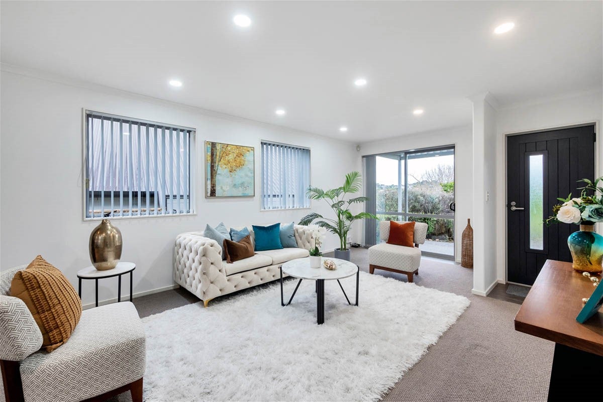 17A Nimstedt Avenue, Oteha, Auckland - Carousel 2