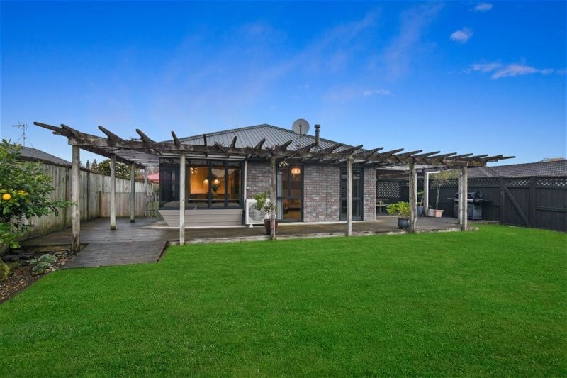 103 Endeavour Avenue, Flagstaff, Hamilton - Carousel 1