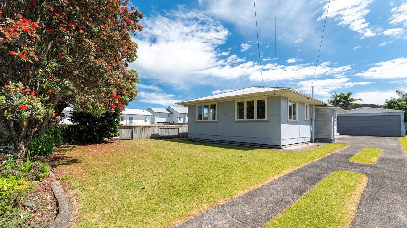 102 Riverview Road, Whangamata, Whangamata - Carousel 2