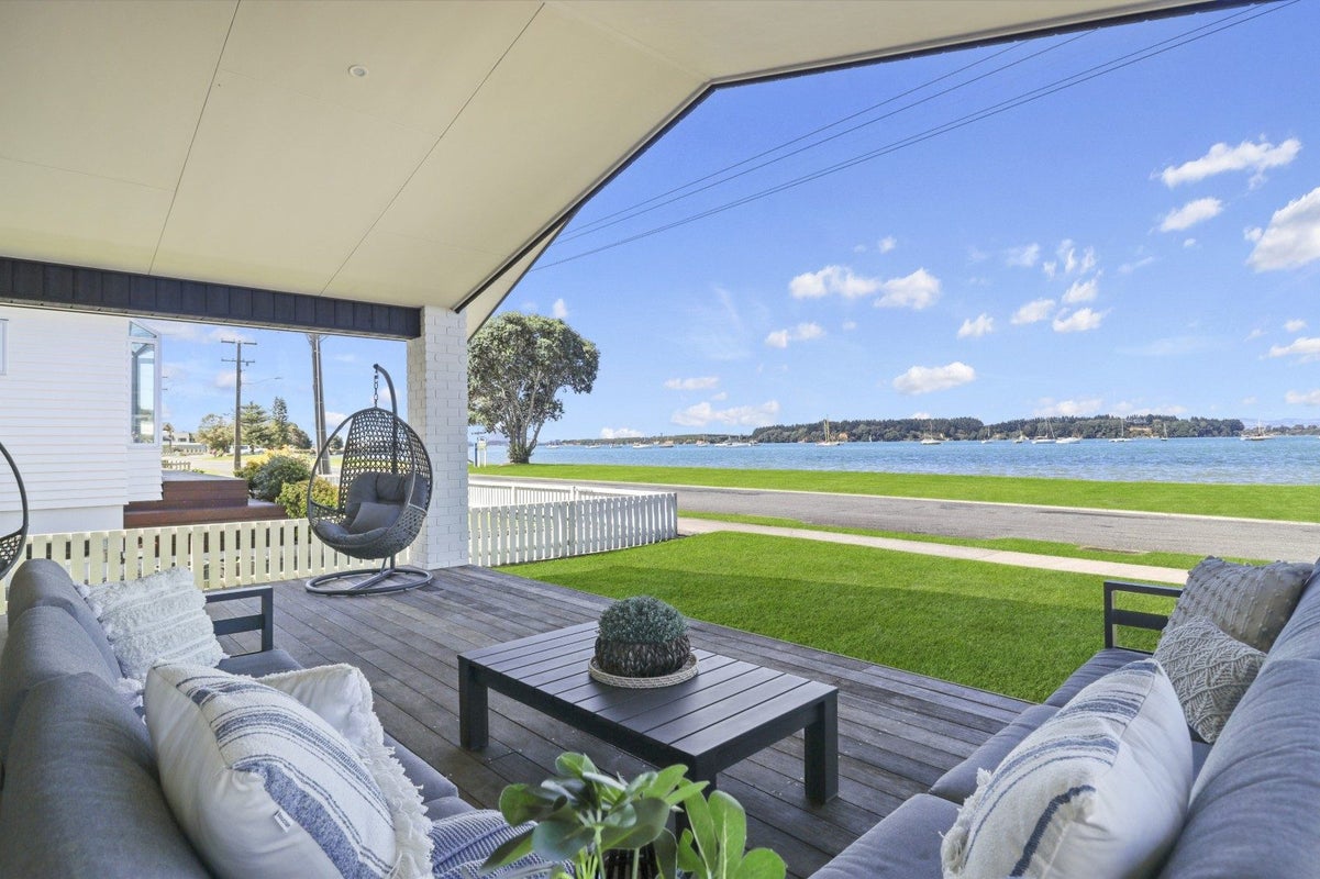 32 THE ESPLANADE (OMOK), Omokoroa, Omokoroa - Carousel 1
